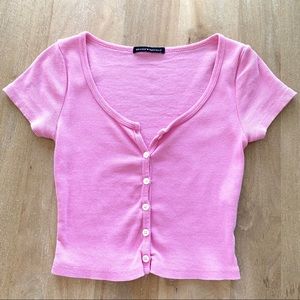 Brandy Melville t-shirt NWT